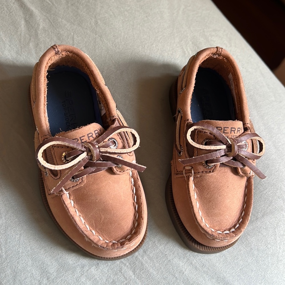 Boys slip on size 6 leather upper